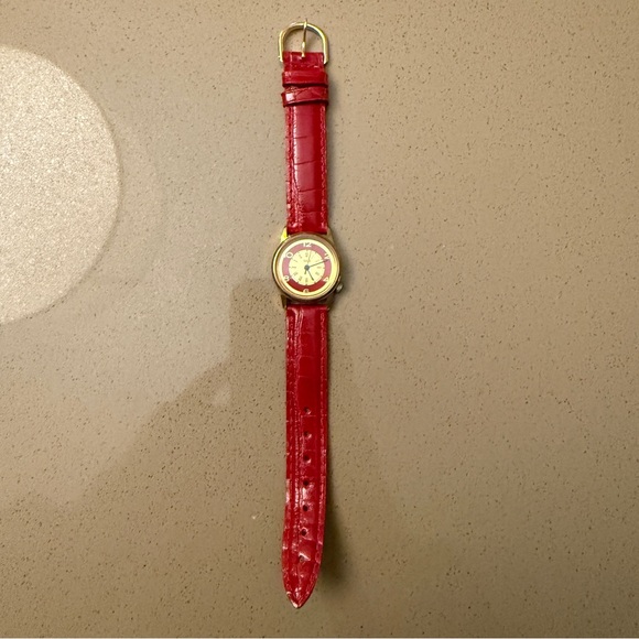 GUESS Women’s Watch - Picture 2 of 3